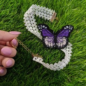 Butterfly choker